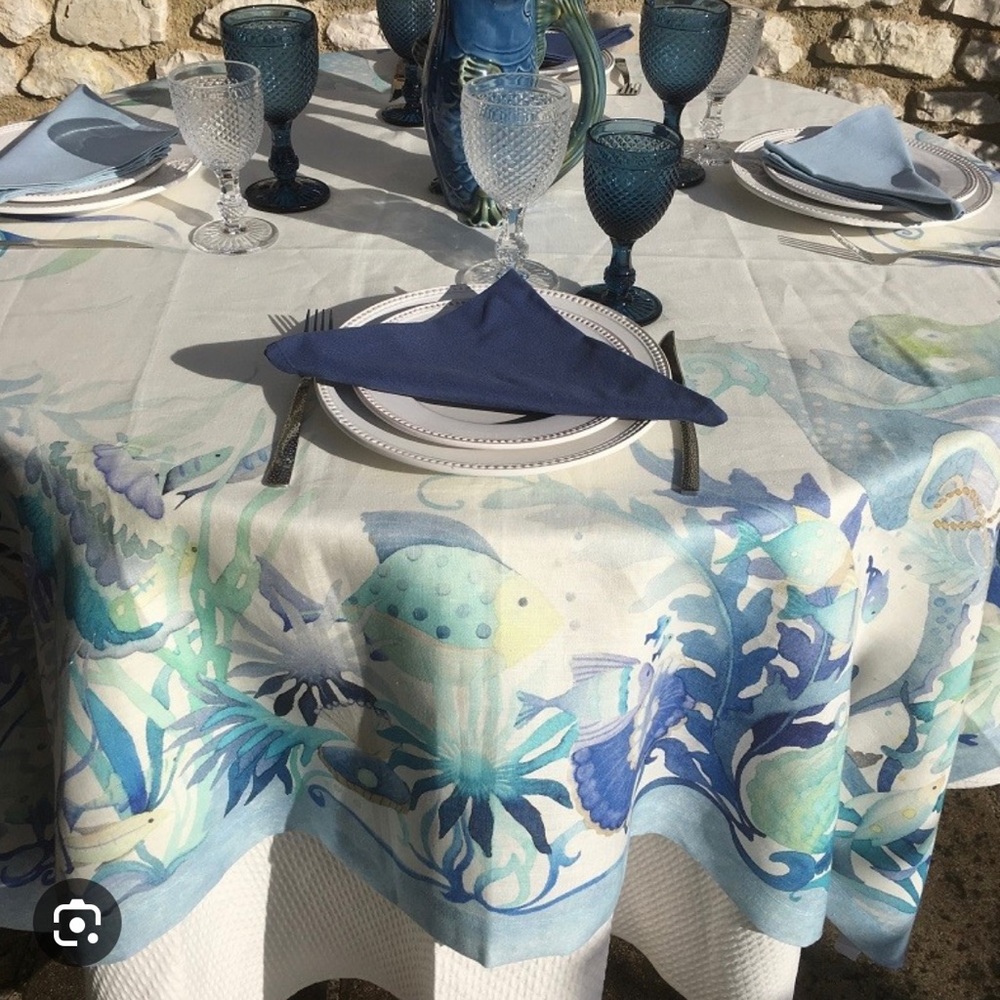 Oblong Linen Tortuga Tablecloth - Picture 7 of 9